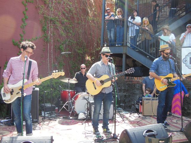 Josh Rouse - band Grimeys - RESIZE