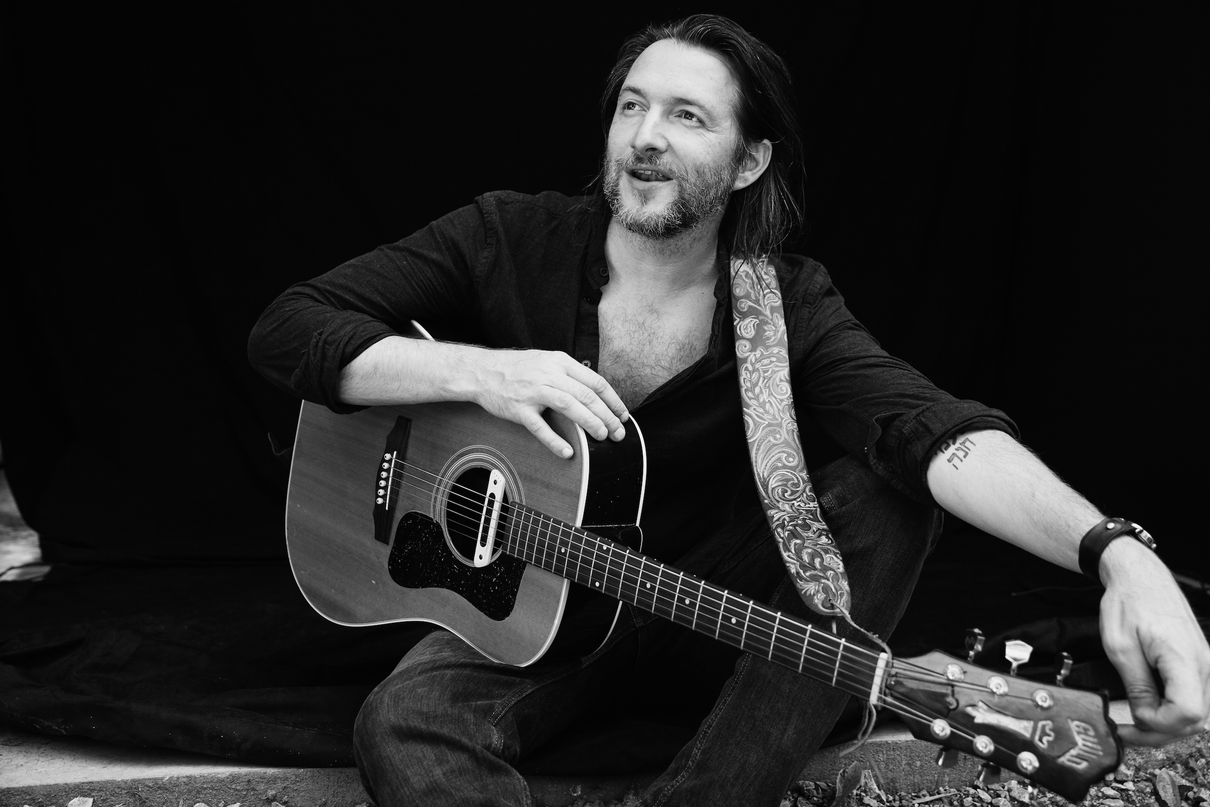 11 Questions to a Nashville Musician: Matthew Perryman Jones | Music ...