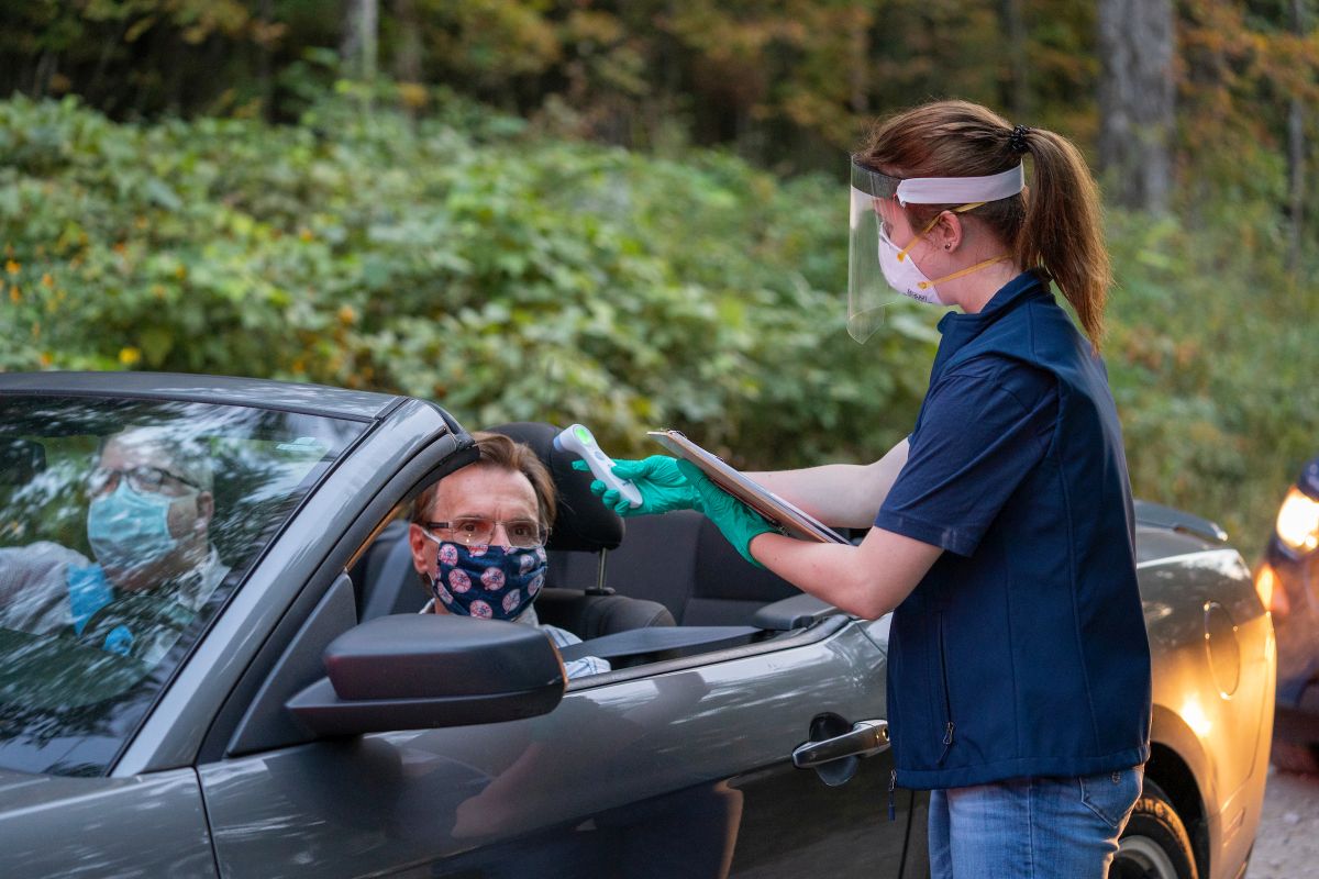 Jason Isbell &amp; The 400 Unit at The Caverns