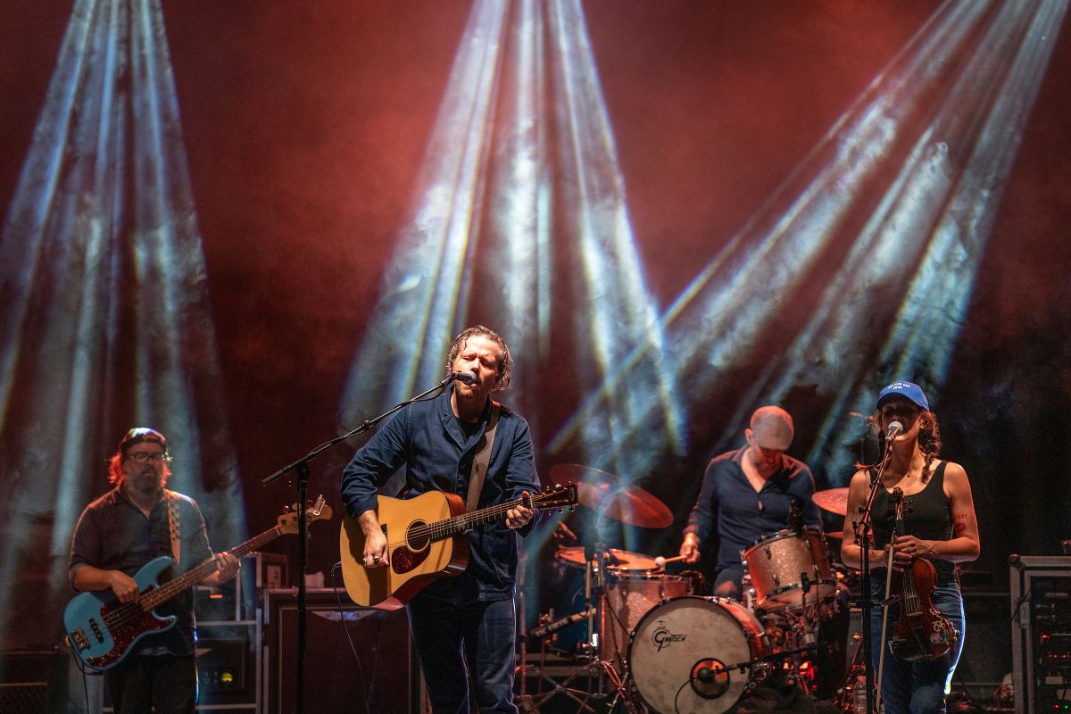 Jason Isbell &amp; The 400 Unit at The Caverns - Day 4